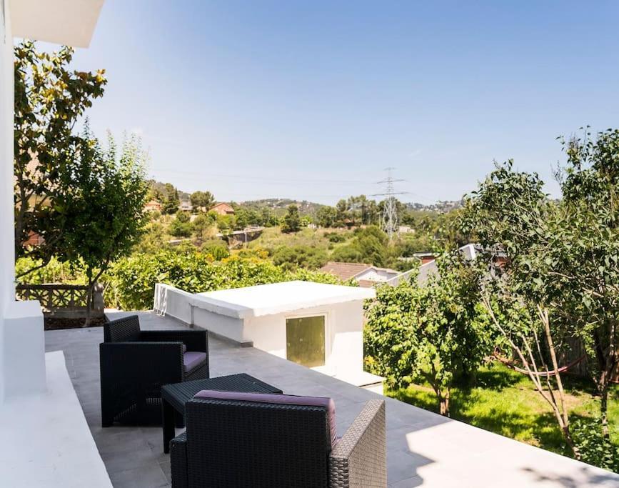 הוילה Cervelló 20 Min From Bcn- Charming House W/ Pool & Bbq Area מראה חיצוני תמונה
