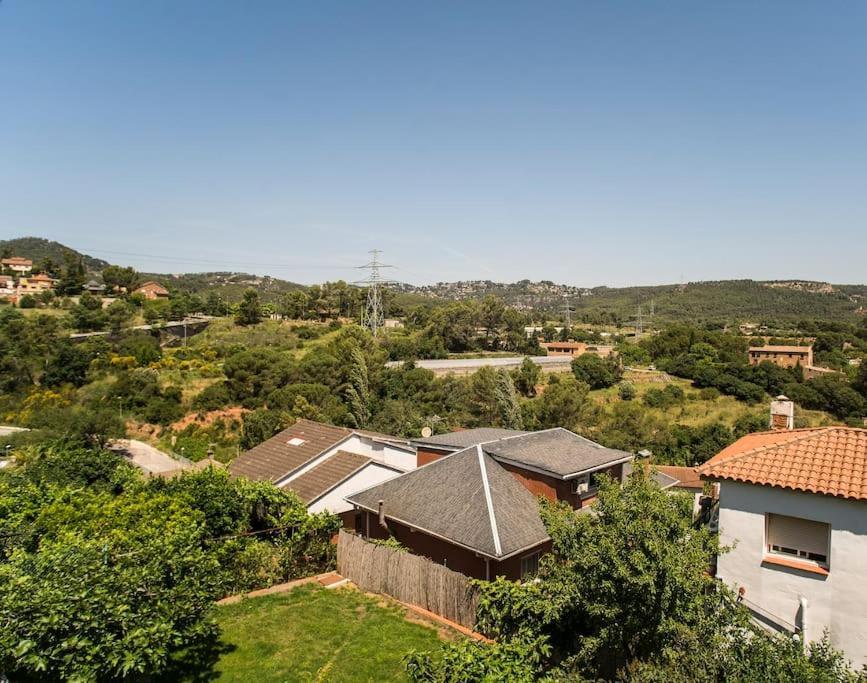 הוילה Cervelló 20 Min From Bcn- Charming House W/ Pool & Bbq Area מראה חיצוני תמונה
