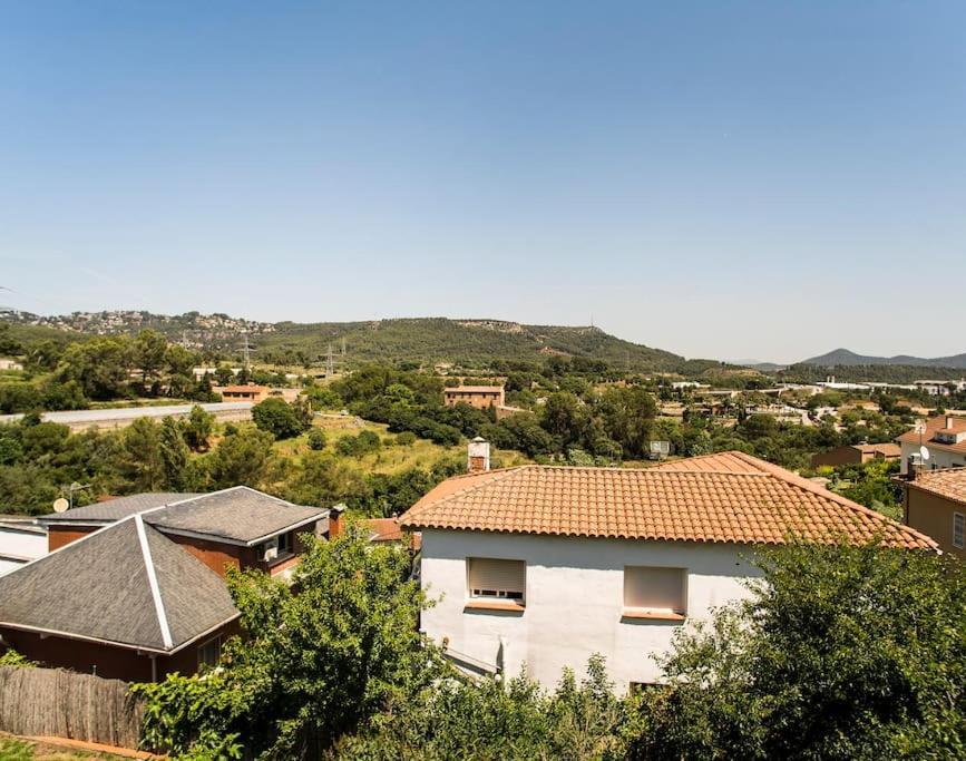 הוילה Cervelló 20 Min From Bcn- Charming House W/ Pool & Bbq Area מראה חיצוני תמונה