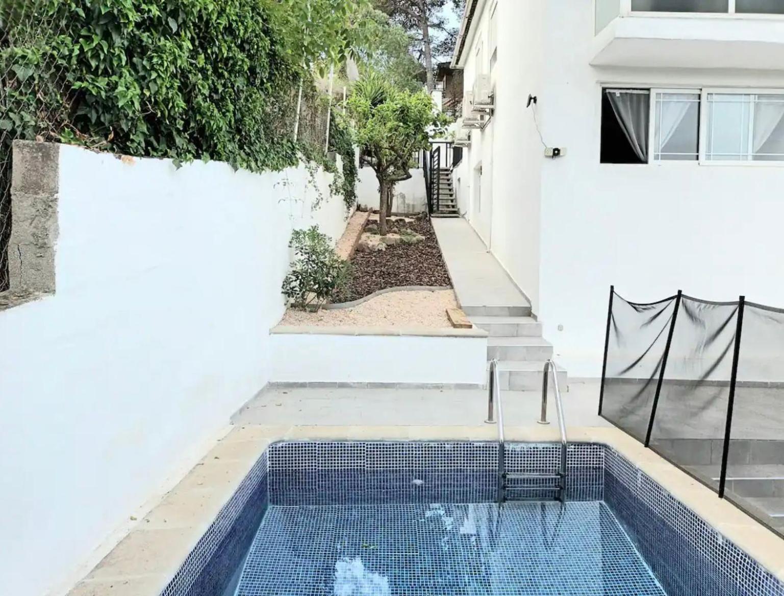 הוילה Cervelló 20 Min From Bcn- Charming House W/ Pool & Bbq Area מראה חיצוני תמונה