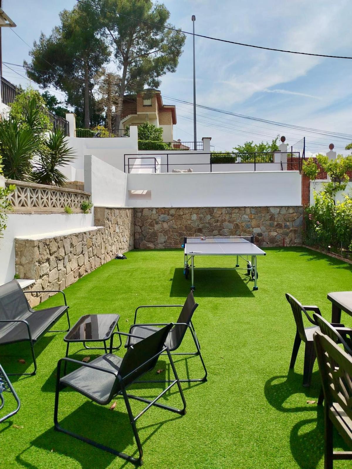 הוילה Cervelló 20 Min From Bcn- Charming House W/ Pool & Bbq Area מראה חיצוני תמונה