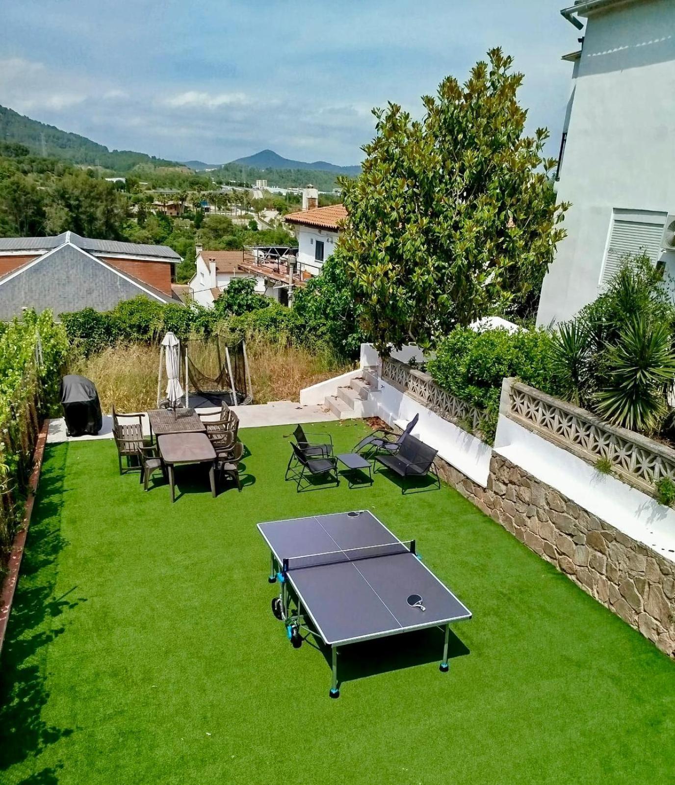 הוילה Cervelló 20 Min From Bcn- Charming House W/ Pool & Bbq Area מראה חיצוני תמונה
